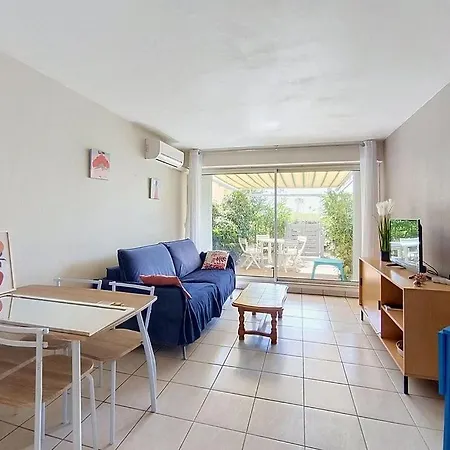 Stud 4 Pers , 60 M ,terr De 15m Clim Parking Apartmán